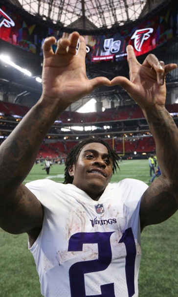 Vikings shut down Falcons 14-9 for 8th straight victory (Dec 03, 2017)